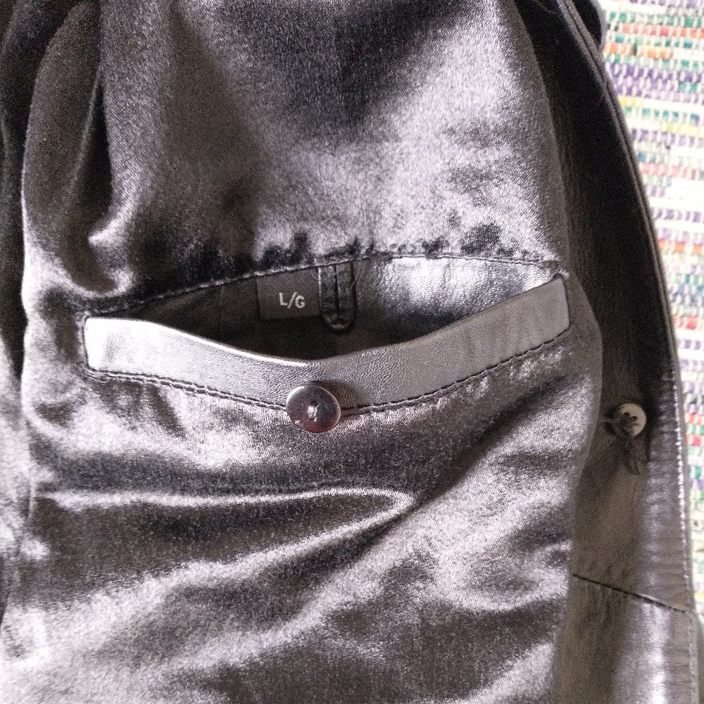 Leather jacket - Picture 10 of 16